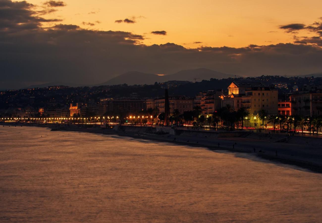 Nestor&jeeves - Roxane - - Very Close Sea
